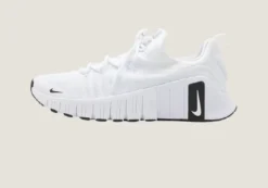 Nike Free Metcon 6 - White / Black