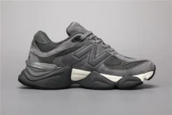 New Balance 9060 - Grey Black