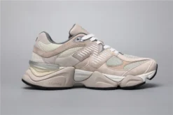 New Balance 9060 - Beige